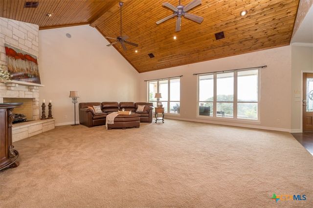 11047 Highview Drive, Belton, TX 76513