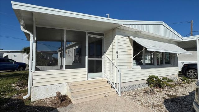 61 5TH AVENUE, Venice, FL 34285