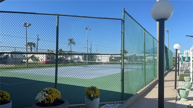 61 5TH AVENUE, Venice, FL 34285