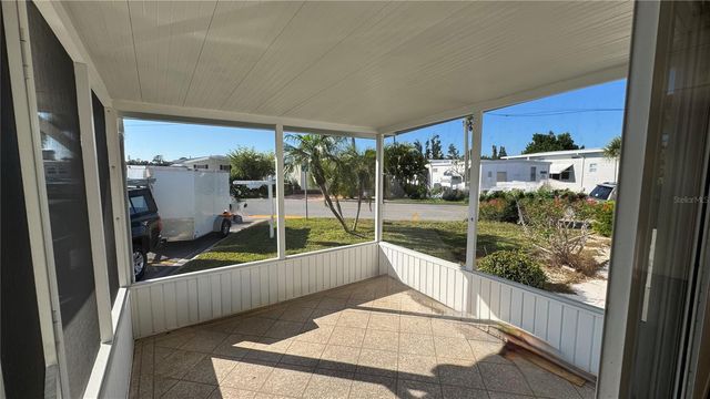 61 5TH AVENUE, Venice, FL 34285