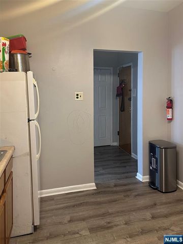 133 Anderson Avenue 2R, Fairview, NJ 07022