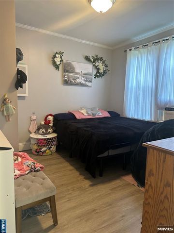 133 Anderson Avenue 2R, Fairview, NJ 07022