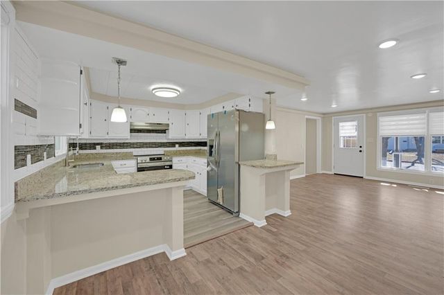 2404 Albert Lee Avenue, Sedalia, MO 65301