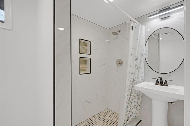 2404 Albert Lee Avenue, Sedalia, MO 65301