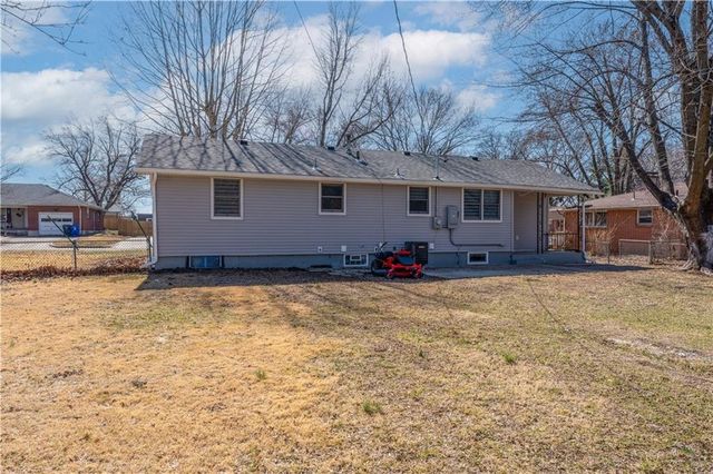 2404 Albert Lee Avenue, Sedalia, MO 65301