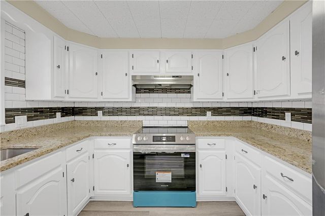 2404 Albert Lee Avenue, Sedalia, MO 65301