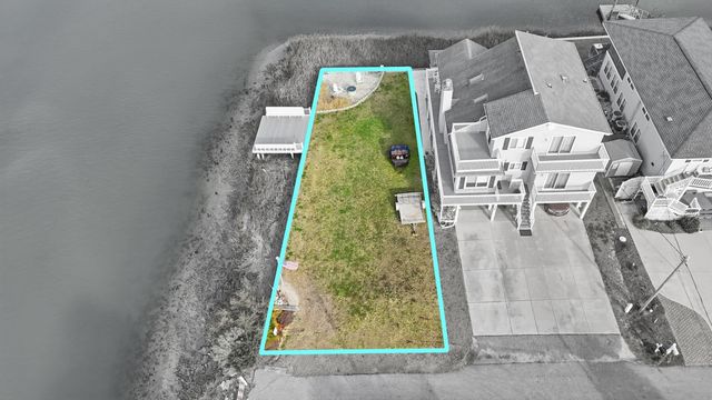 338 56th Ave. N, North Myrtle Beach, SC 29582