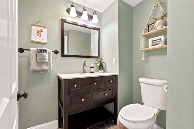 31 Charles, Weymouth, MA 02189