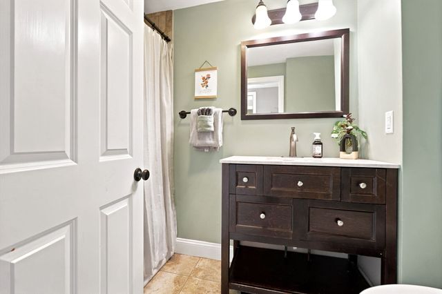 31 Charles, Weymouth, MA 02189