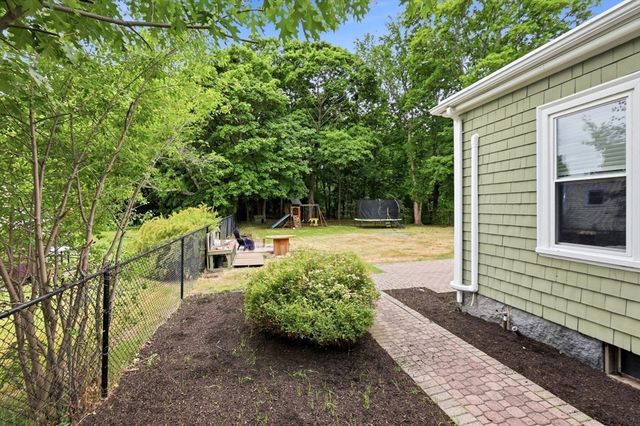 31 Charles, Weymouth, MA 02189