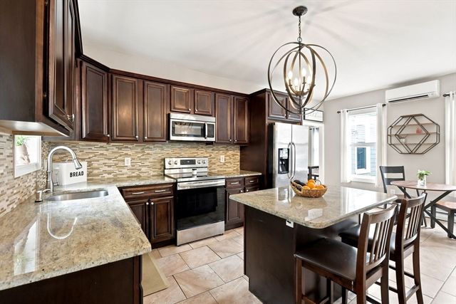 31 Charles, Weymouth, MA 02189