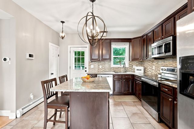 31 Charles, Weymouth, MA 02189