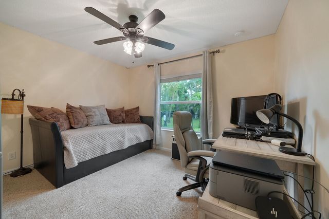 16395 E HIALEAH Drive E, The Acreage, FL 33470