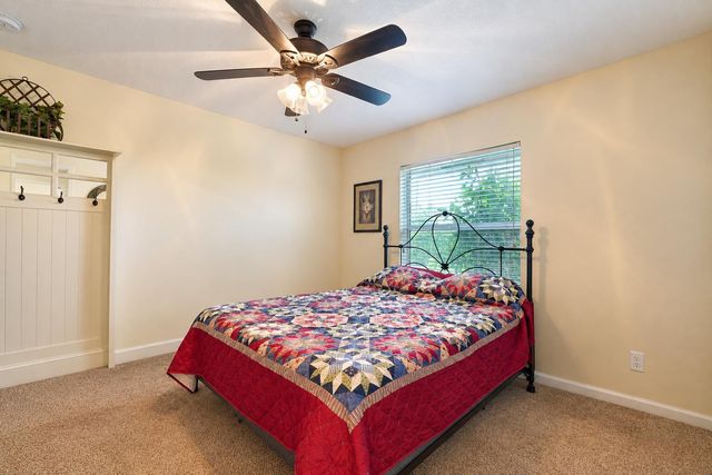 16395 E HIALEAH Drive E, The Acreage, FL 33470