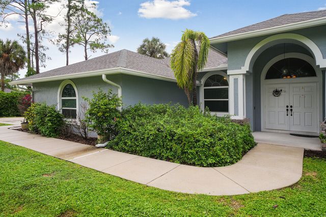 16395 E HIALEAH Drive E, The Acreage, FL 33470