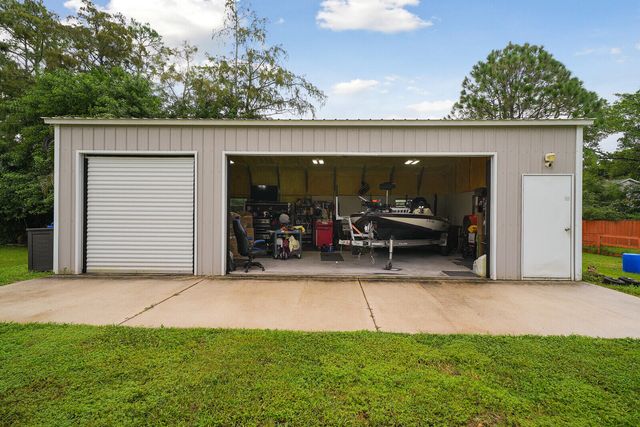16395 E HIALEAH Drive E, The Acreage, FL 33470