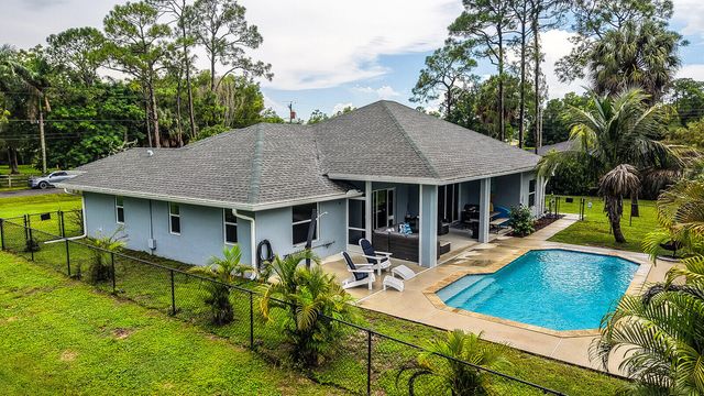 16395 E HIALEAH Drive E, The Acreage, FL 33470