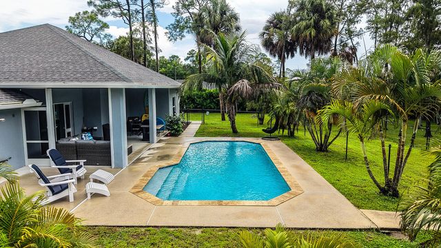 16395 E HIALEAH Drive E, The Acreage, FL 33470