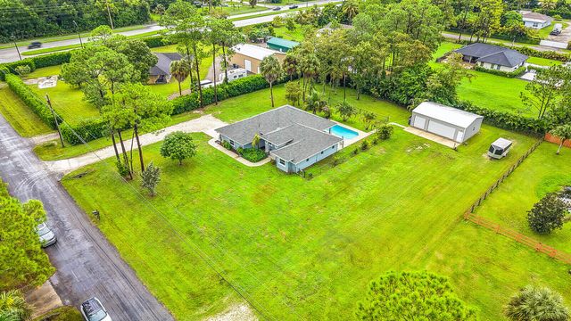 16395 E HIALEAH Drive E, The Acreage, FL 33470