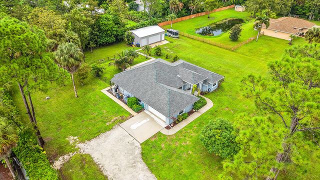 16395 E HIALEAH Drive E, The Acreage, FL 33470