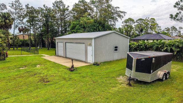 16395 E HIALEAH Drive E, The Acreage, FL 33470