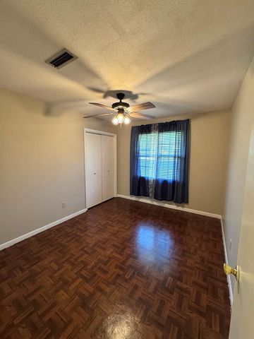 904 Circleview Drive, Dothan, AL 36301