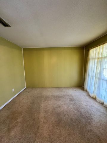 904 Circleview Drive, Dothan, AL 36301