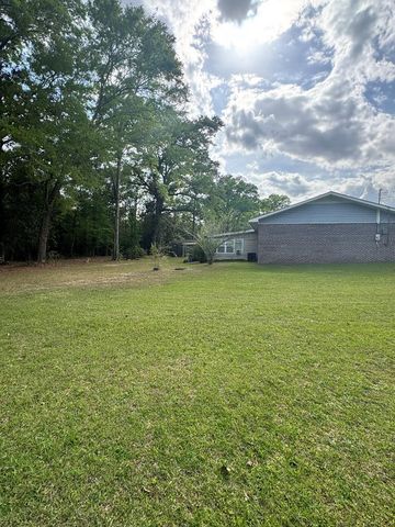 904 Circleview Drive, Dothan, AL 36301