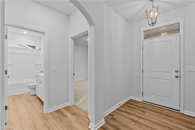 264 Yarrow Drive, Lexington, NC 27295