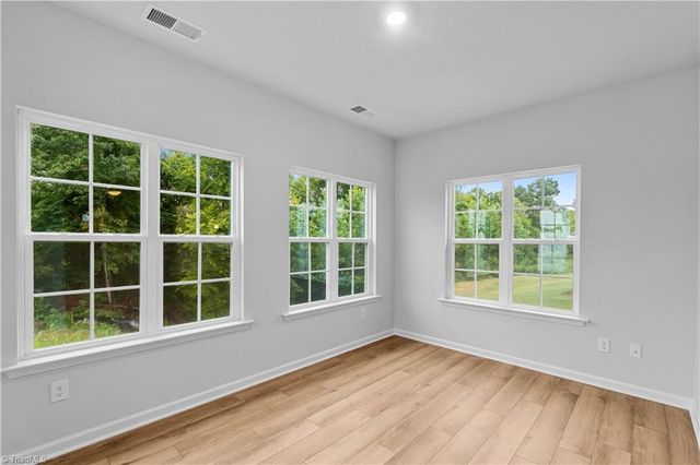 264 Yarrow Drive, Lexington, NC 27295