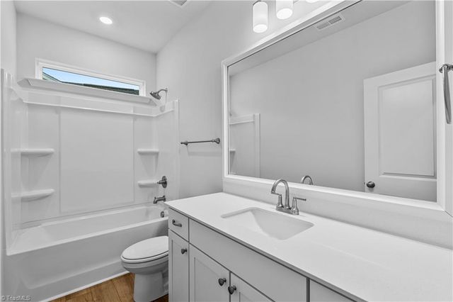 264 Yarrow Drive, Lexington, NC 27295