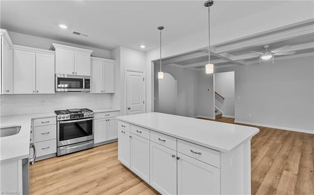264 Yarrow Drive, Lexington, NC 27295