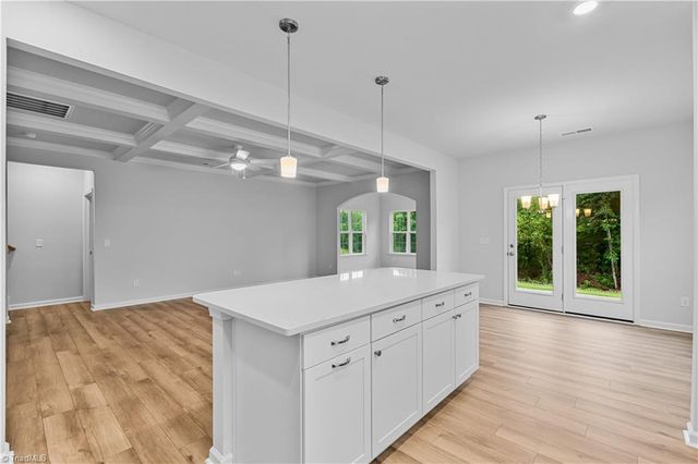264 Yarrow Drive, Lexington, NC 27295