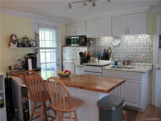 1485 State Route 17a 2, Warwick, NY 10990