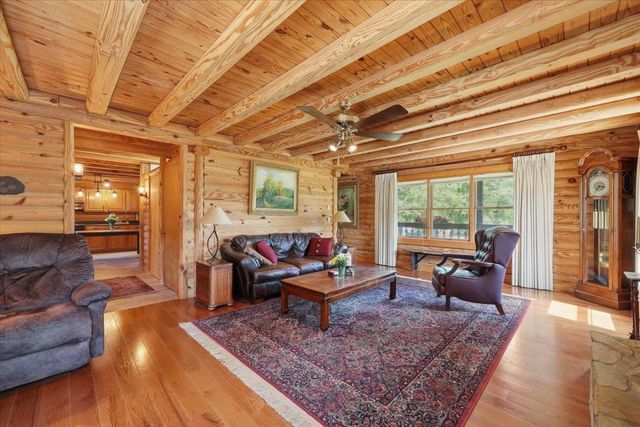 1690 Foster Road, Inman, SC 29349