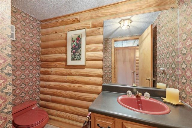 1690 Foster Road, Inman, SC 29349