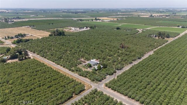 9141 Liberty, Winton, CA 95388