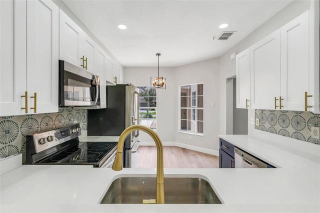 3007 COTTAGE GROVE COURT 2007, Orlando, FL 32822