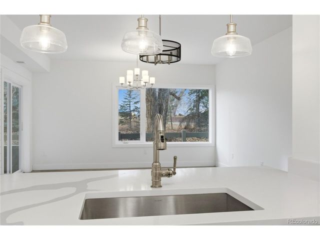 1308 SNOWBERRY Ln 104, Louisville, CO 80027