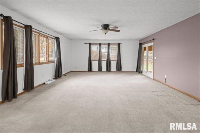 304 7TH Street, Hampton, IL 61244