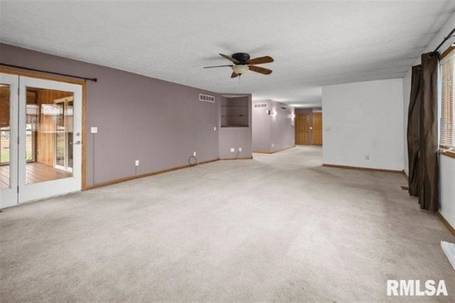 304 7TH Street, Hampton, IL 61244