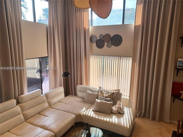 21722 Cromwell Cir, Boca Raton, FL 33486