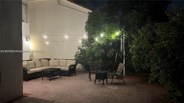 21722 Cromwell Cir, Boca Raton, FL 33486