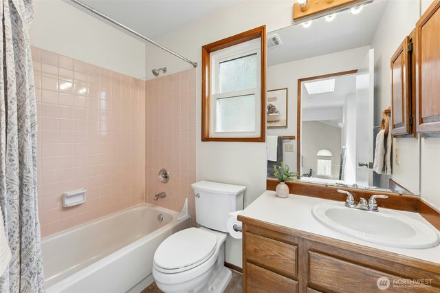 15604 111th Avenue NE, Bothell, WA 98011