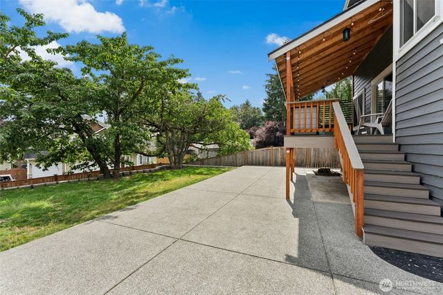 15604 111th Avenue NE, Bothell, WA 98011