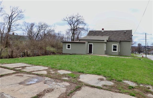 330 Garfield Avenue, Kansas City, KS 66101