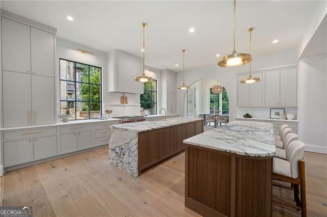 1704 Wildwood Road NE, Atlanta, GA 30306