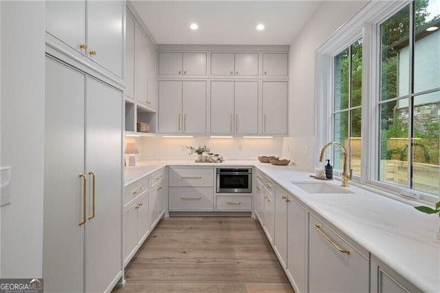 1704 Wildwood Road NE, Atlanta, GA 30306