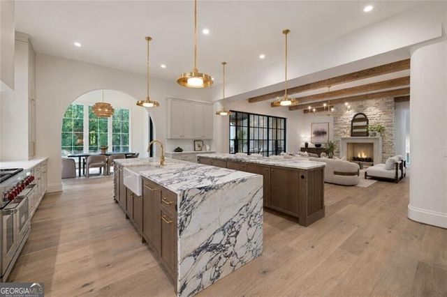 1704 Wildwood Road NE, Atlanta, GA 30306