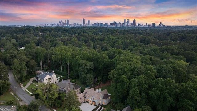 1704 Wildwood Road NE, Atlanta, GA 30306